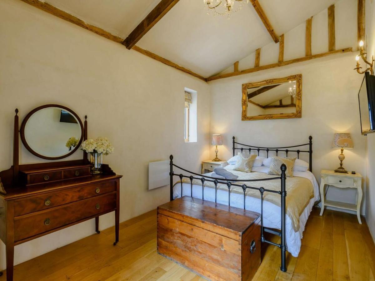16Th Century Cartlodge With Private Hot Tub Diss Exterior foto